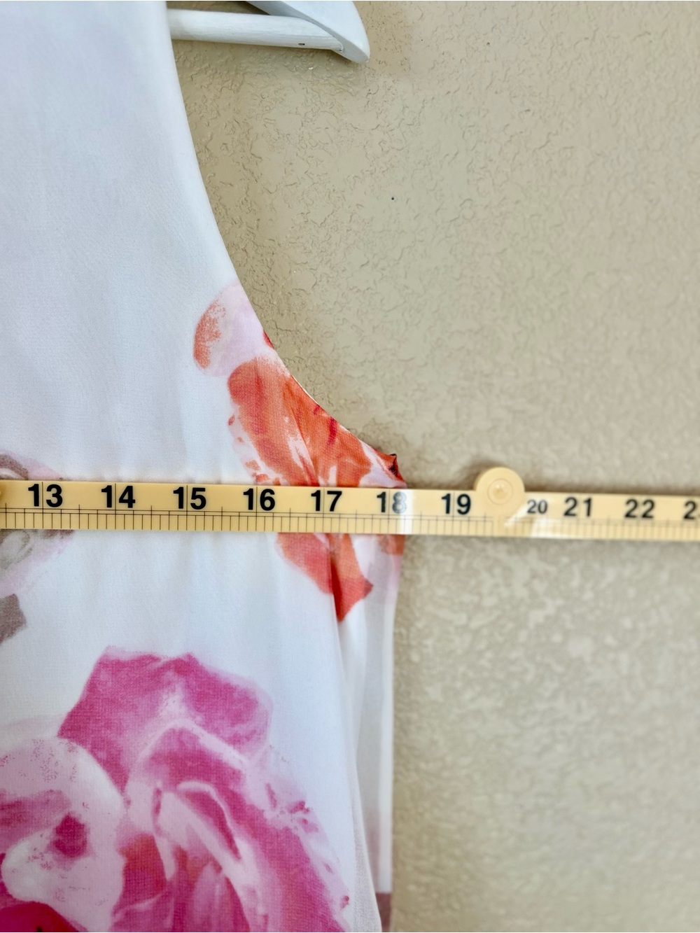 NWT Calvin Klein White Knee-Length Chiffon Lined Dress Multicolor Rose Print 6 - Picture 10 of 10